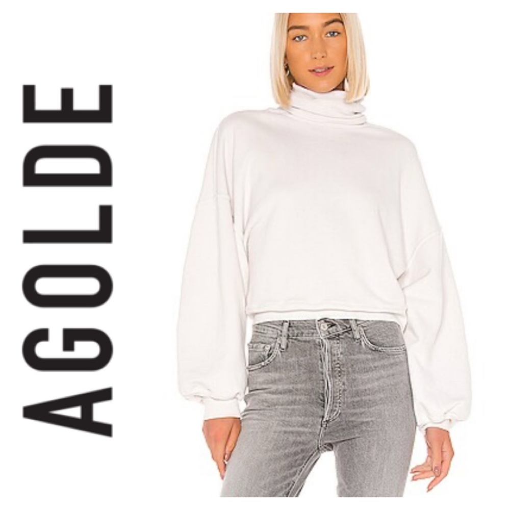 A GOLD E White Turtleneck Pullover Top